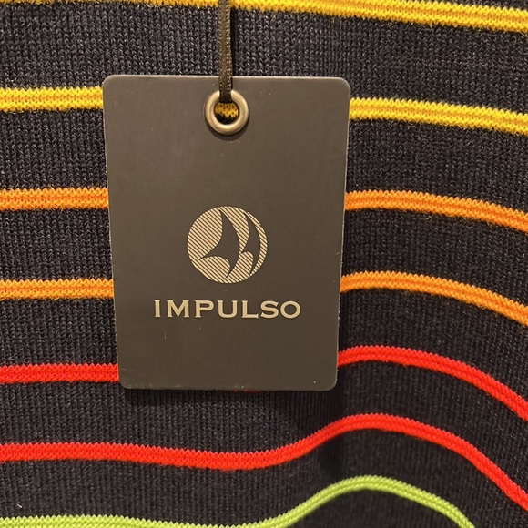 BRAND NEW WITH TAGS- impulso sweater - ITALY - Picture 4 of 5